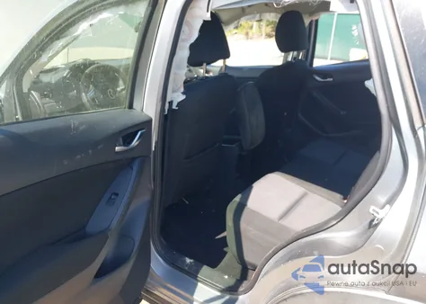 2013 Mazda Cx-5 Sport z USA, uszkodzony, nr VIN JM3KE2BE8D0102903